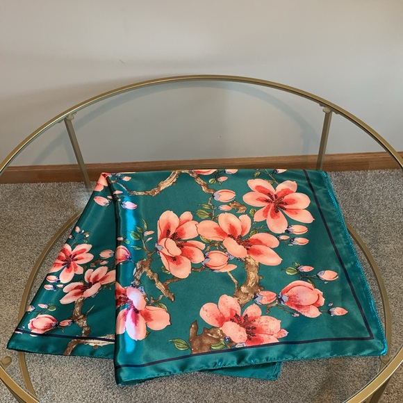 Elegant Floral Scarf Square Floral Scarf - Picture 14 of 16